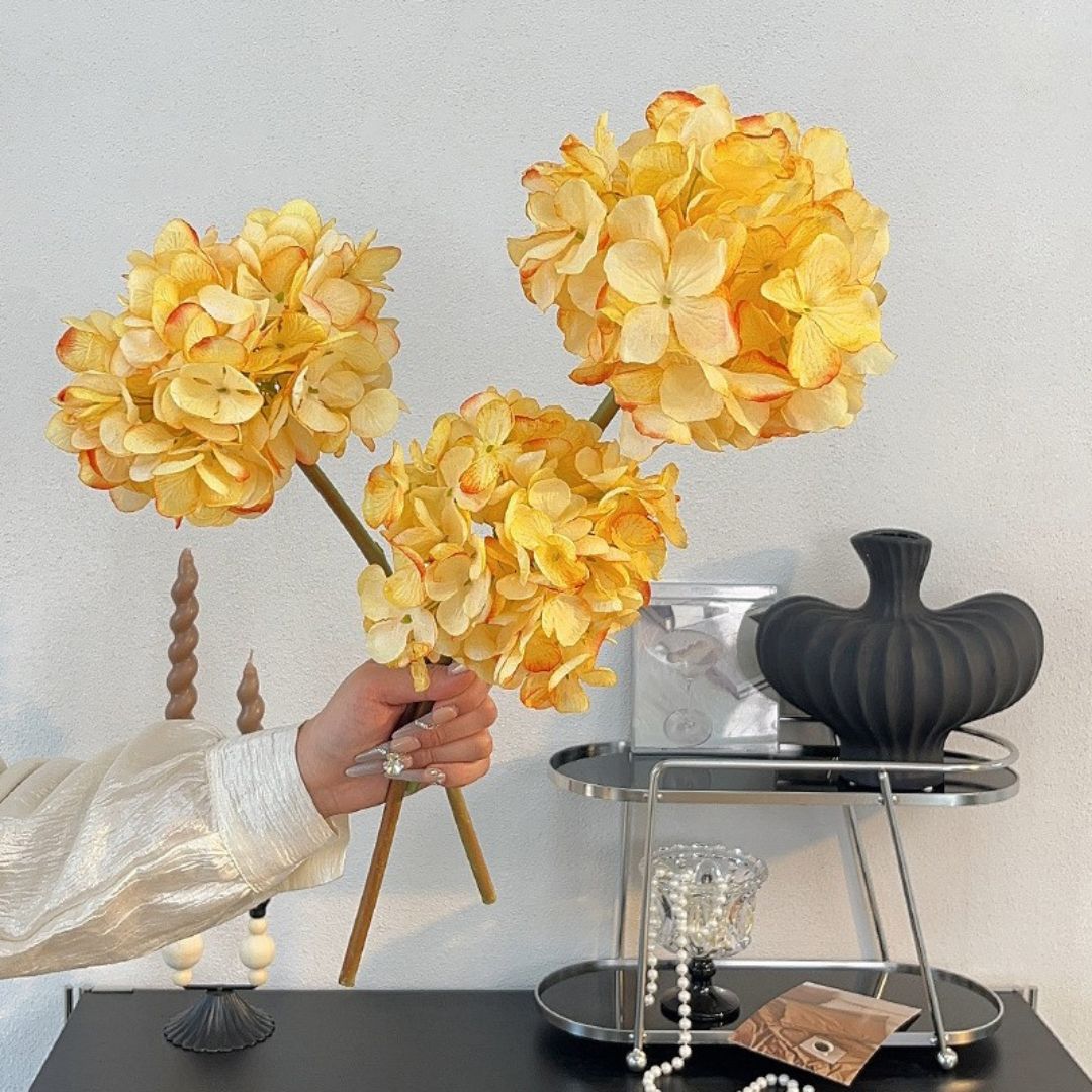 Artificial Dutch Butterfly Hydrangea Stem – 15.7" Tall | Decorative Faux Flower for Home & Event Decoration