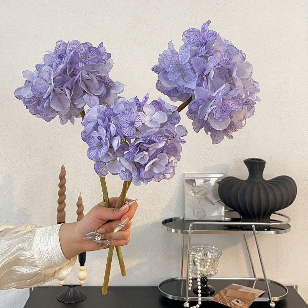 Artificial Dutch Butterfly Hydrangea Stem – 15.7" Tall | Decorative Faux Flower for Home & Event Decoration